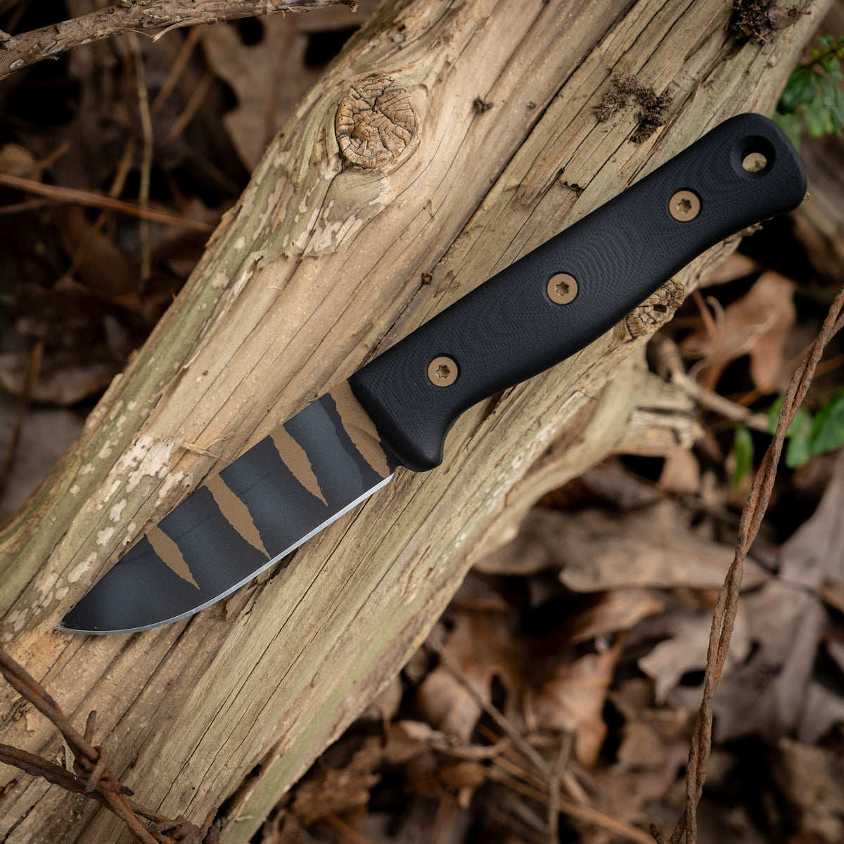 F4 Bushcraft Survival Knife (Limited Edition Rip Torn Blade, CPM 3V, Black G10)