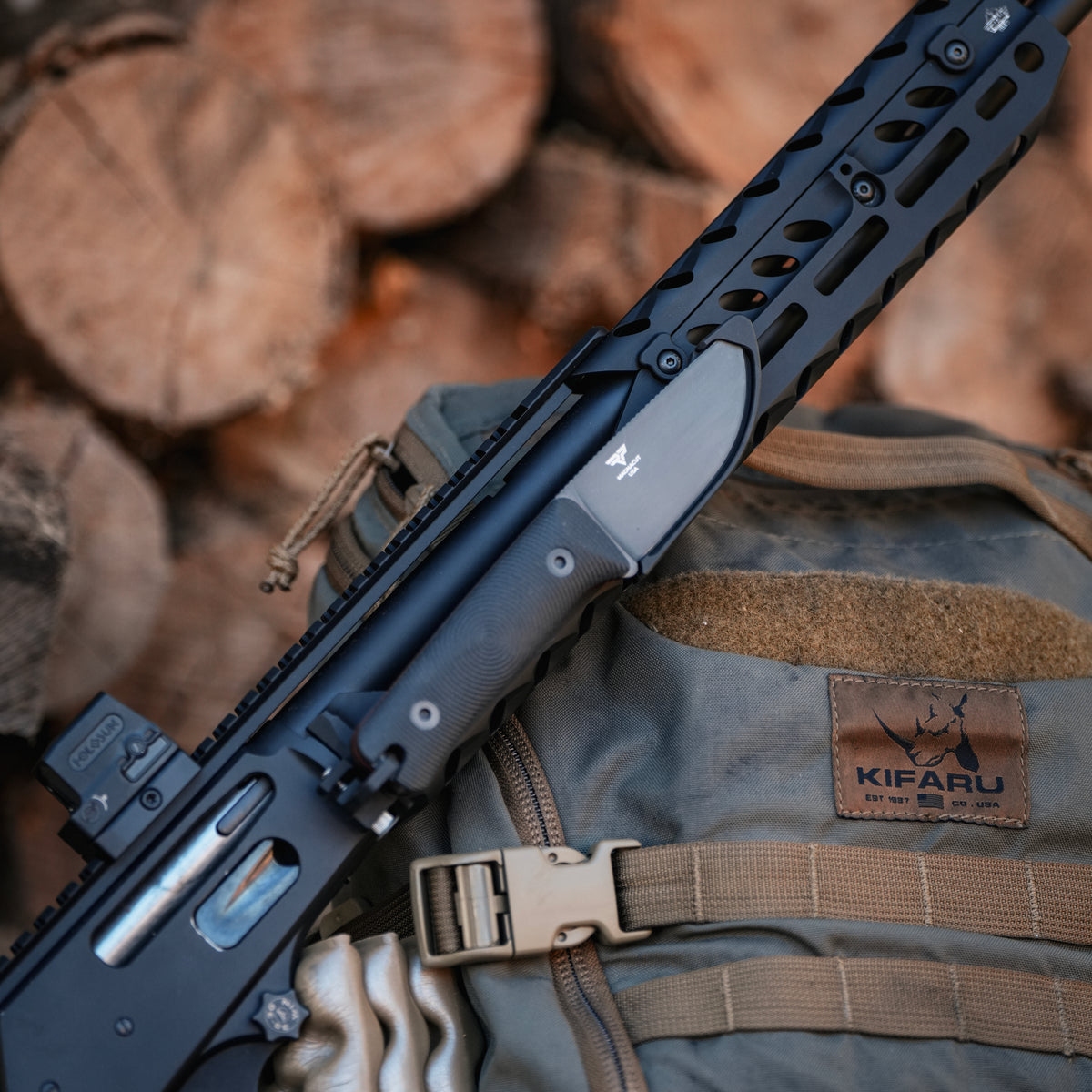 RANGEWOLF™ (RPP Exclusive Finish, CPM MagnaCut, DLC, Red & Black G10, Red Liner)