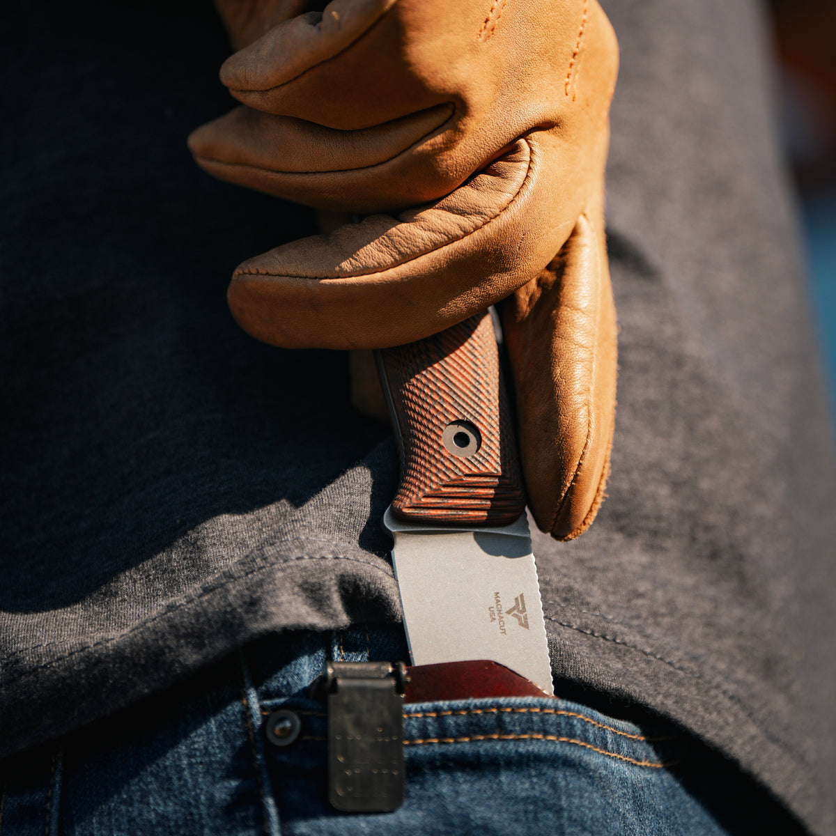 RANGEWOLF™ (CPM MagnaCut, Stonewash, Orange & Black G10)