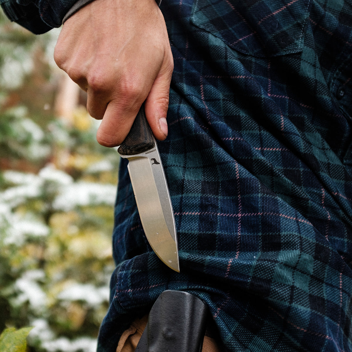 F4 Bushcraft Survival Knife (Polished Stonewash MagnaCut, Green and Black Layered Canvas Micarta)