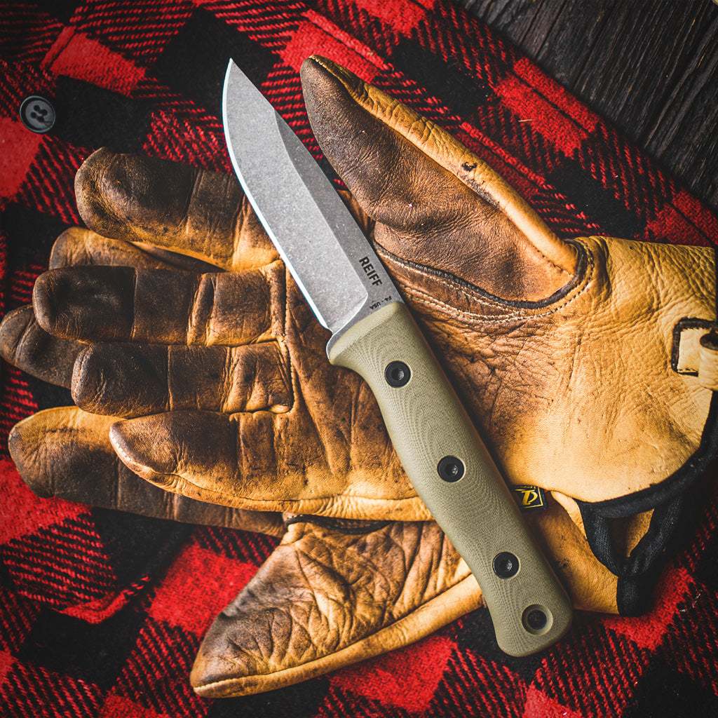 F4 Bushcraft Survival Knife